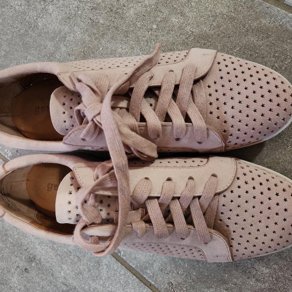 Geox Women's Pink Sneakers